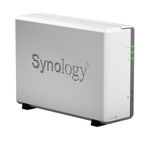 Synology DS120J NAS, 2x USB 2.0, Gigabit-LAN,